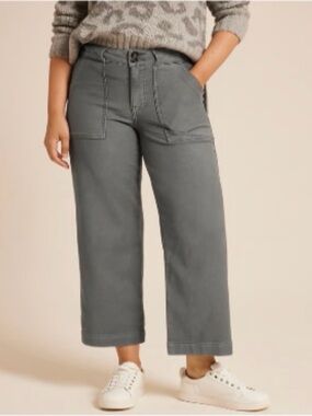 Maurices High-Rise Wide-Leg Utility Pants  Size 20